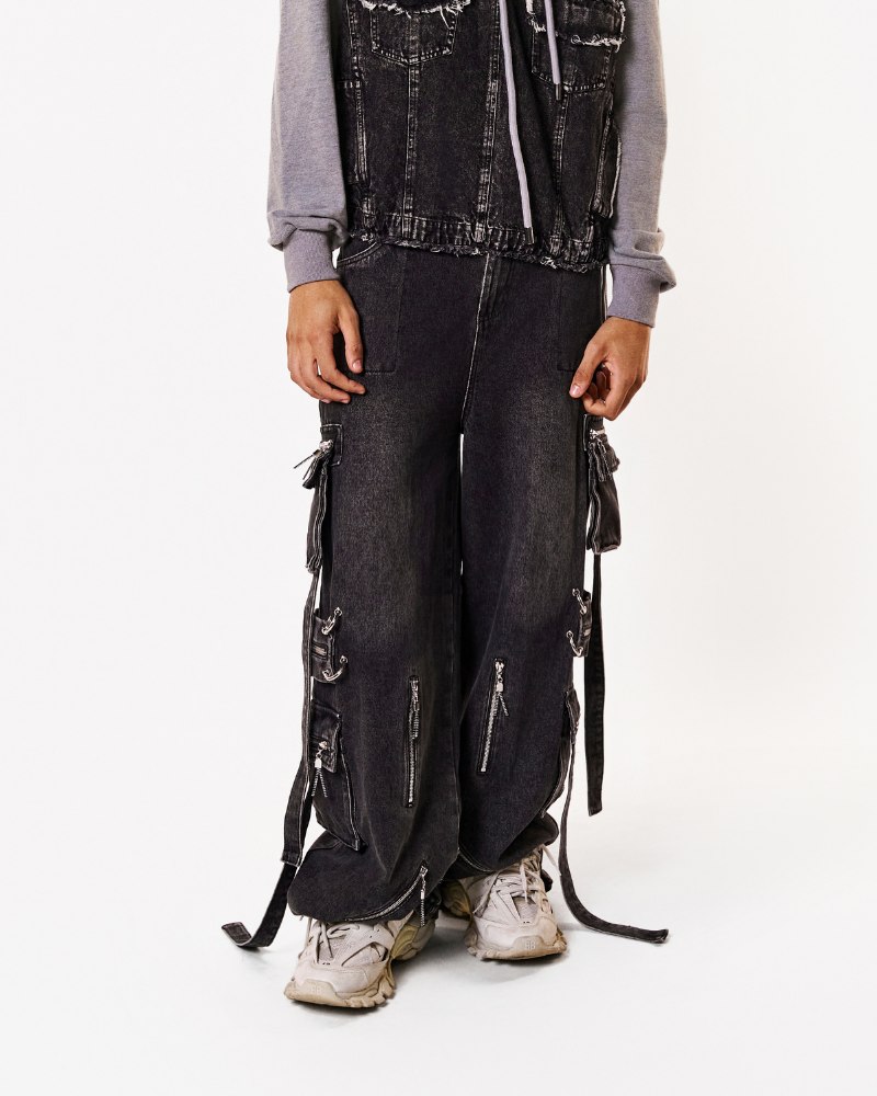 The First Cargo Jeans - Black