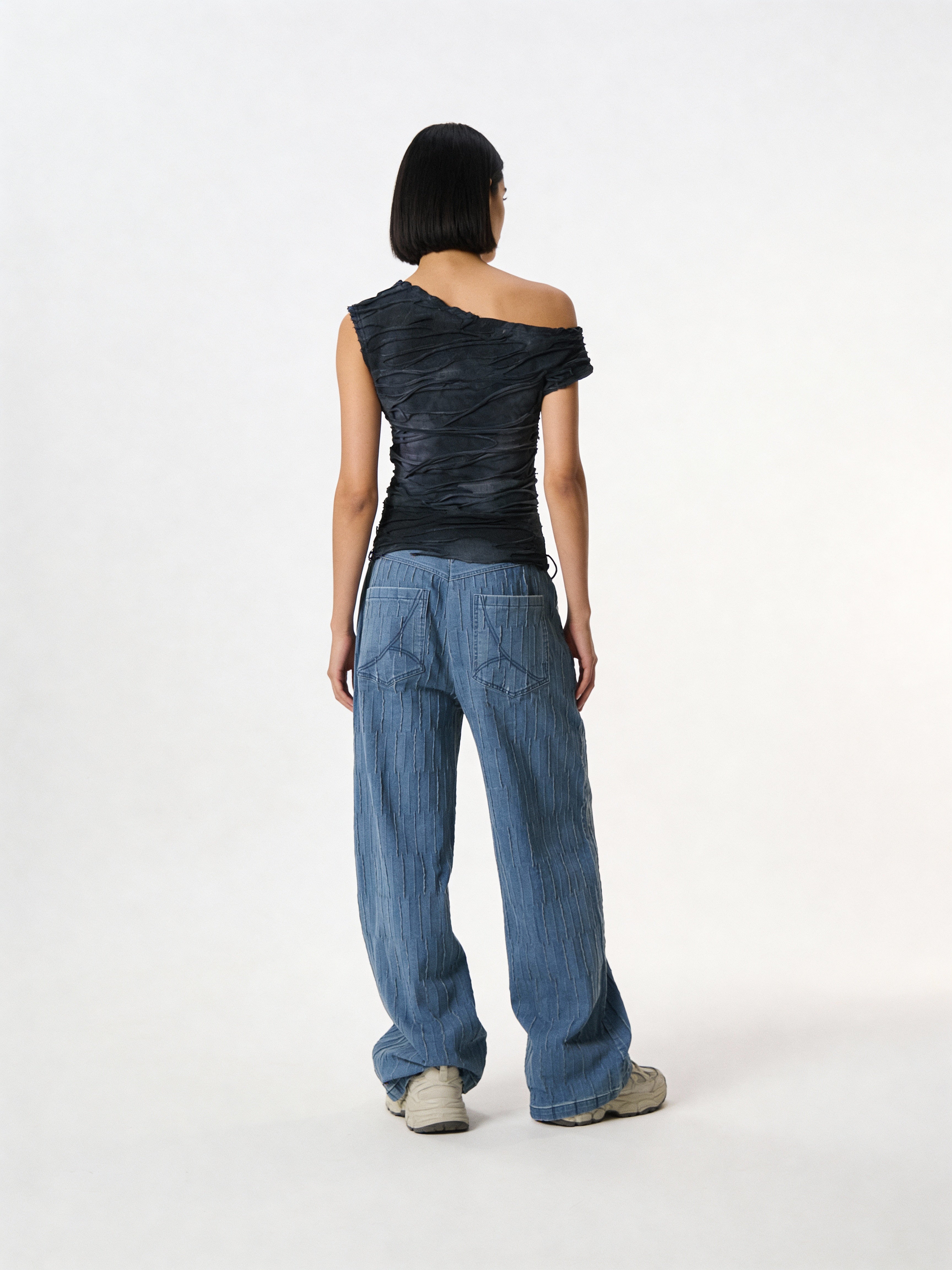 OFF SHOULDER TECHNO TOP