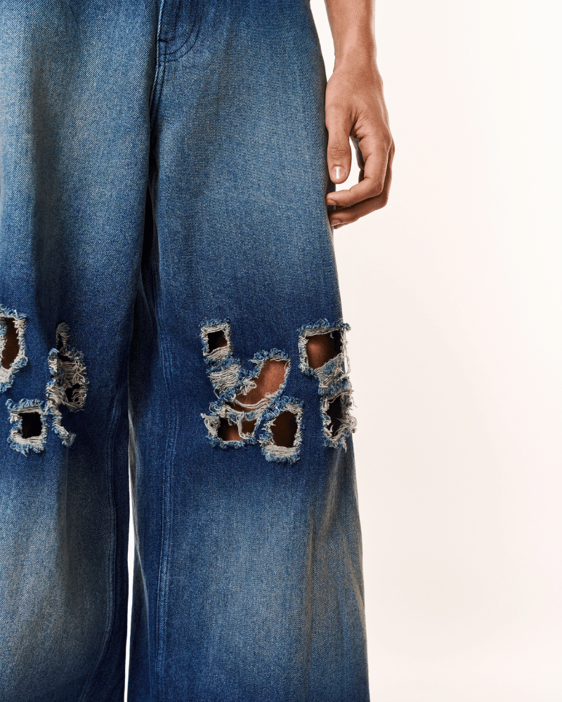 DIRTY KNEES [BAGGY DENIM]
