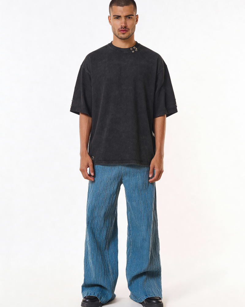 VOLVES OVERSIZED T SHIRT